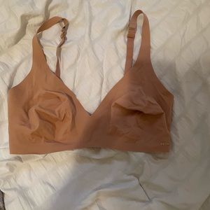 Skims Naked Plunge Bra